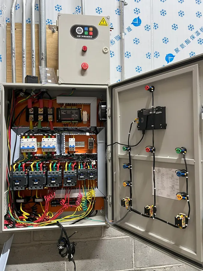 Walk-In Cooler & Freezer Installation — photo 6